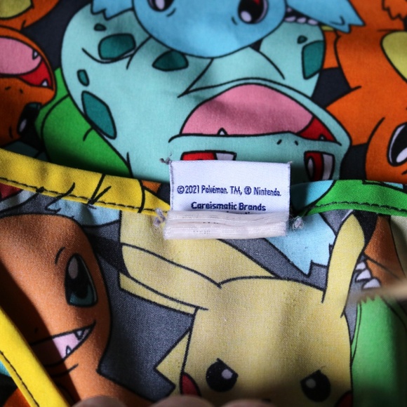 Scrubstar Pokemon V Neck Scrub Top Womens Medium Nurse Workwear - Picture 6 of 6